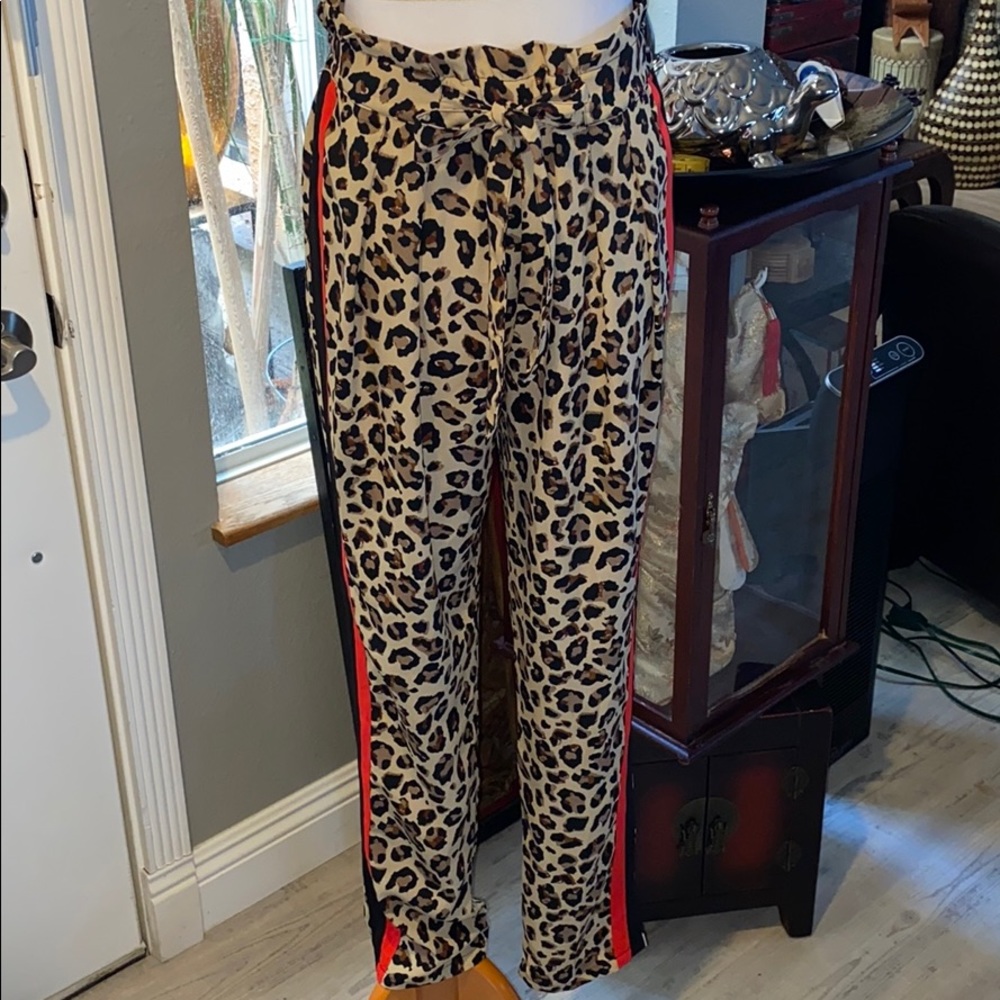 🤎🤎Cheetah Print Pants🤎🤎